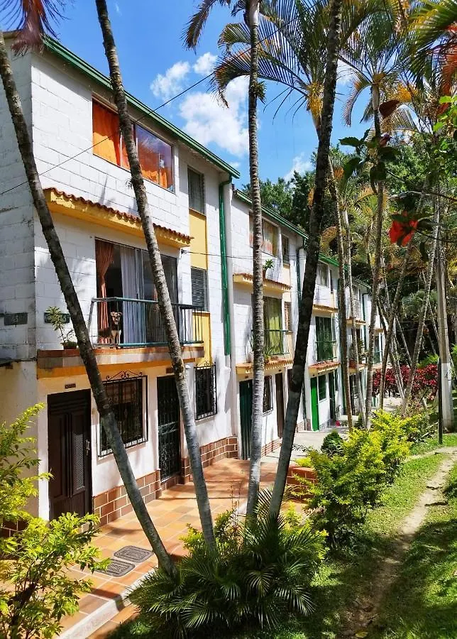 Apartamento Quintas De San Javier Medellin Homestay